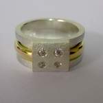 4 Diamond Spinning Ring in 18ct Gold